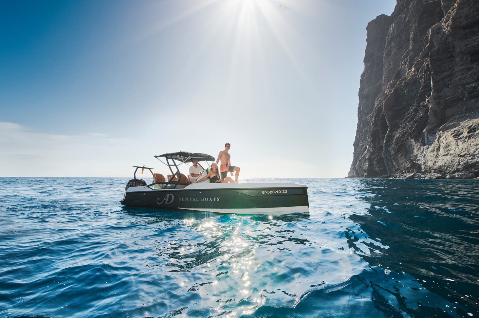 Barco con licencia desde Los Gigantes